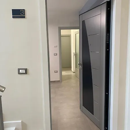 Ignazio Silone 公寓