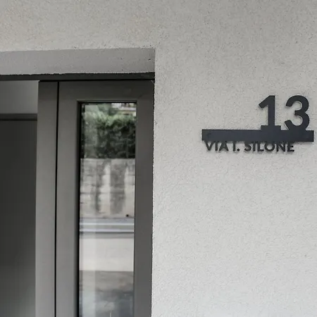 شقة Ignazio Silone *